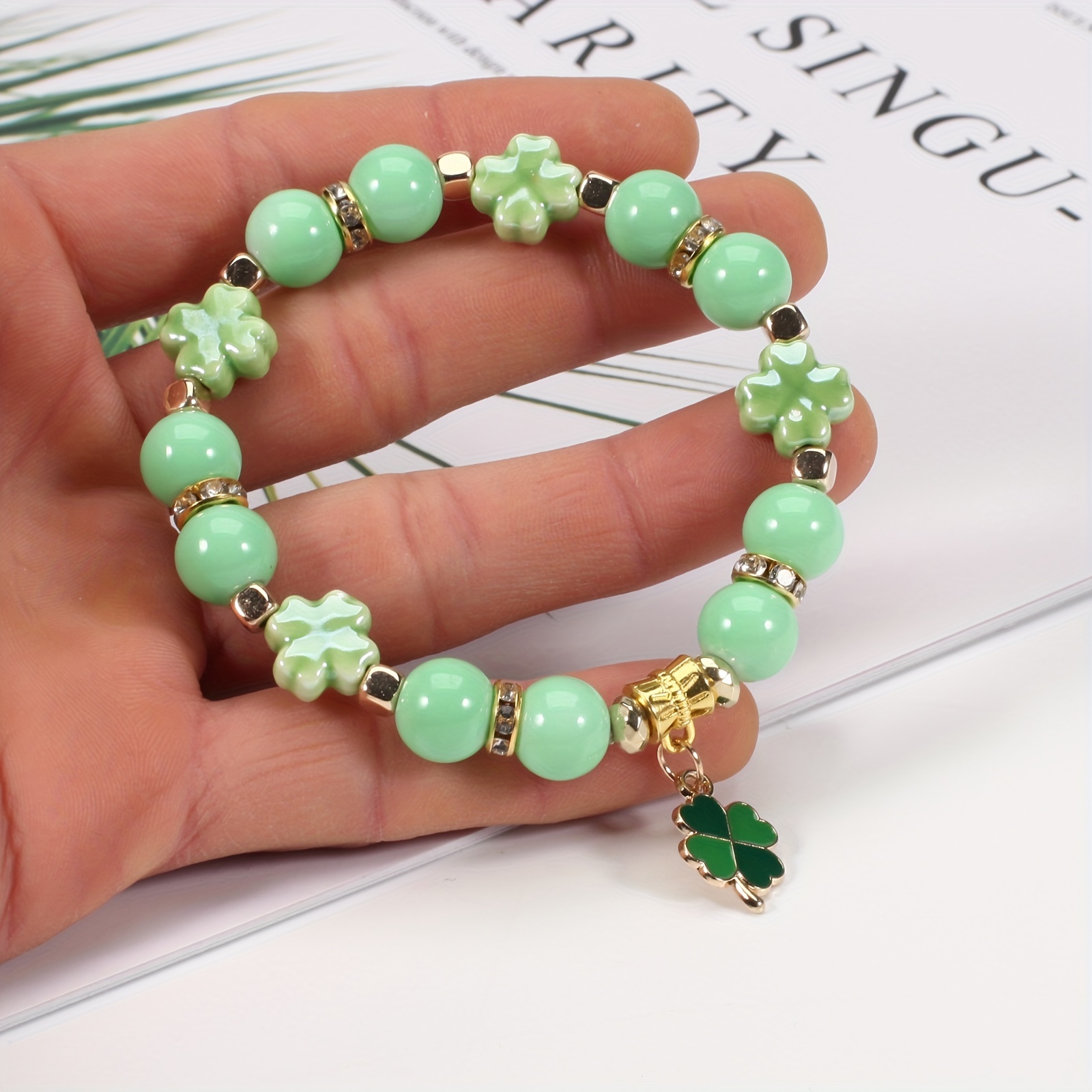 St. Patrick's Day Bracelet Four Leaf Clover Shape Pendant Hand