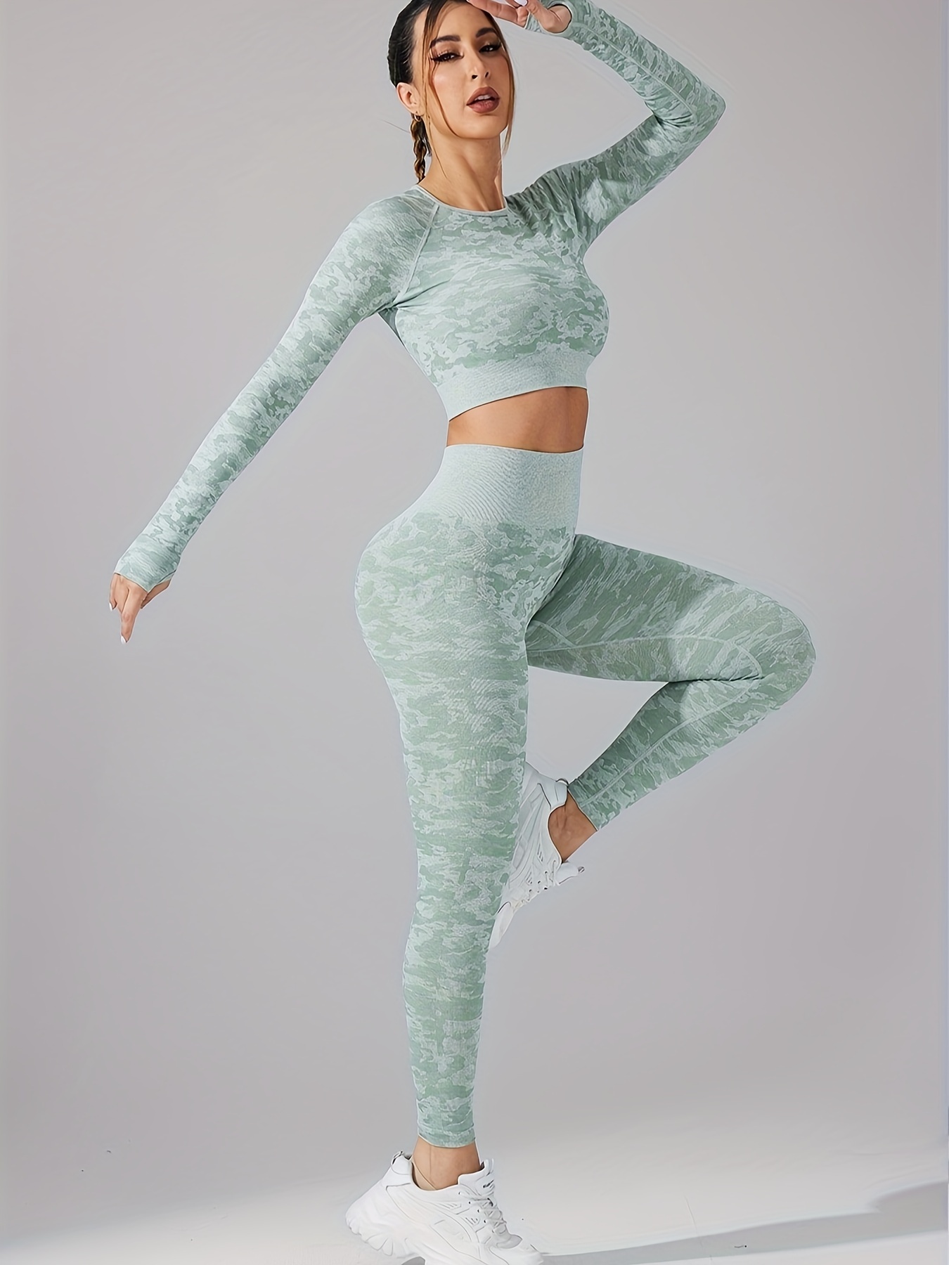 What waist? 2pc yoga set (Mint Green)