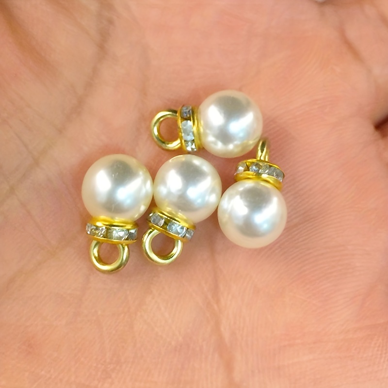 Lot - Pearl & Faux Pearl Accessories