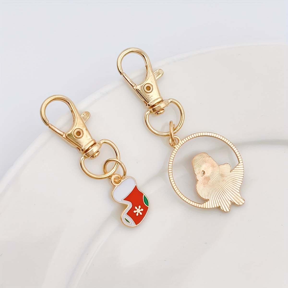 20pcs Christmas Series Keychain Cute Metal Key Ring Purse Bag Backpack Car Key Charm Christmas Tree Decoration Accessory Party Favors Gift,Temu