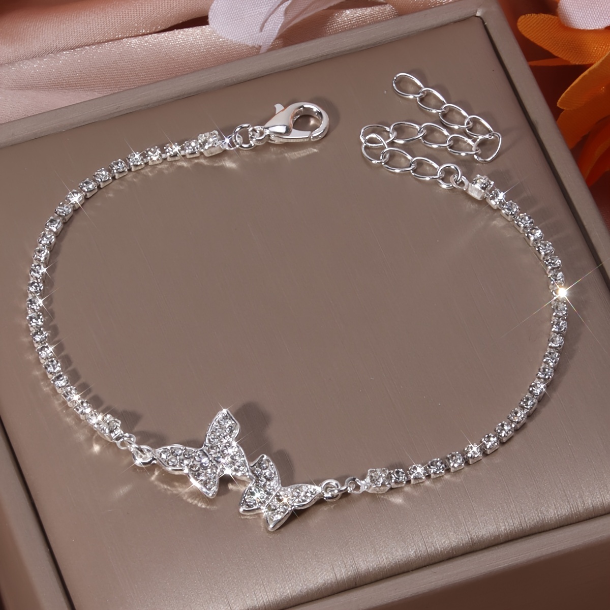 Women's Full Plastic Butterfly Claw Chain Silvery Bracelet