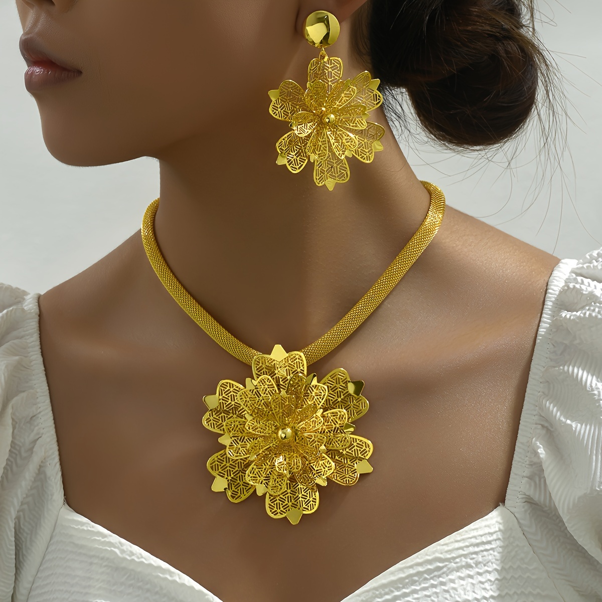 Gold Silver Polished Floral Necklace - Silver Palace