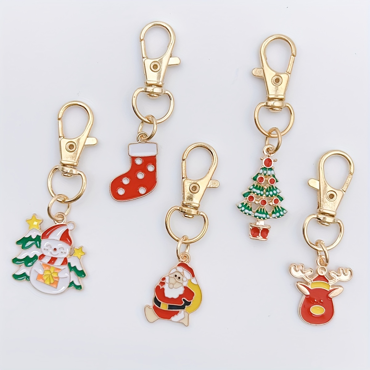 5pcs Cute Christmas Series Keychain Alloy Key Chain Ring Purse Bag Backpack  Charm Christmas Tree Decorations Party Supplies Gift