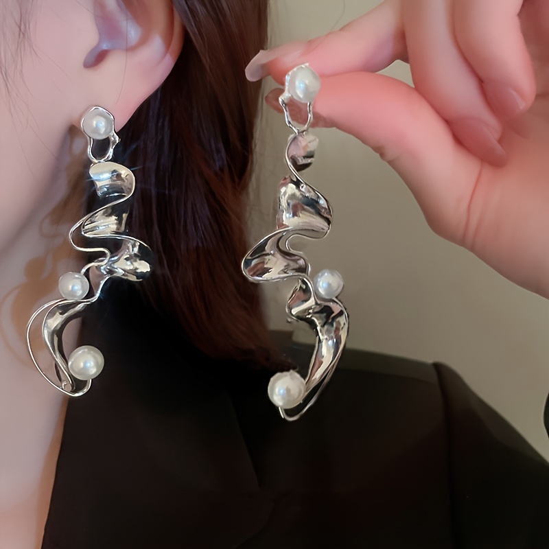 

Silvery Spiral Pattern With Faux Pearl Inlaid Dangle Earrings Retro Elegant Style Silver Plated Jewelry Delicate Female Gift