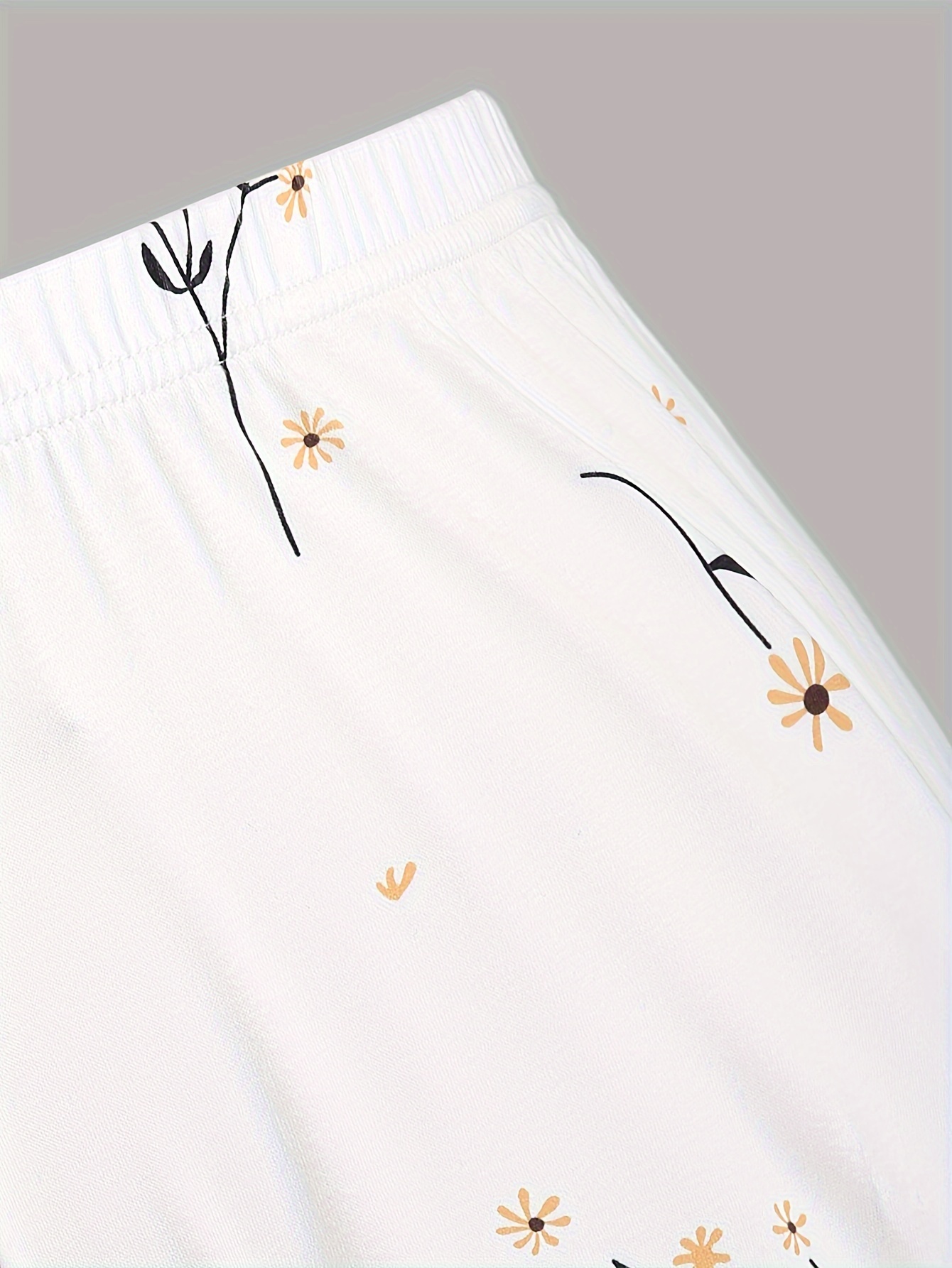 Daisy Print Cami & Pants Lounge Set