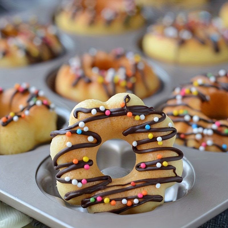 Donut cake outlet pans