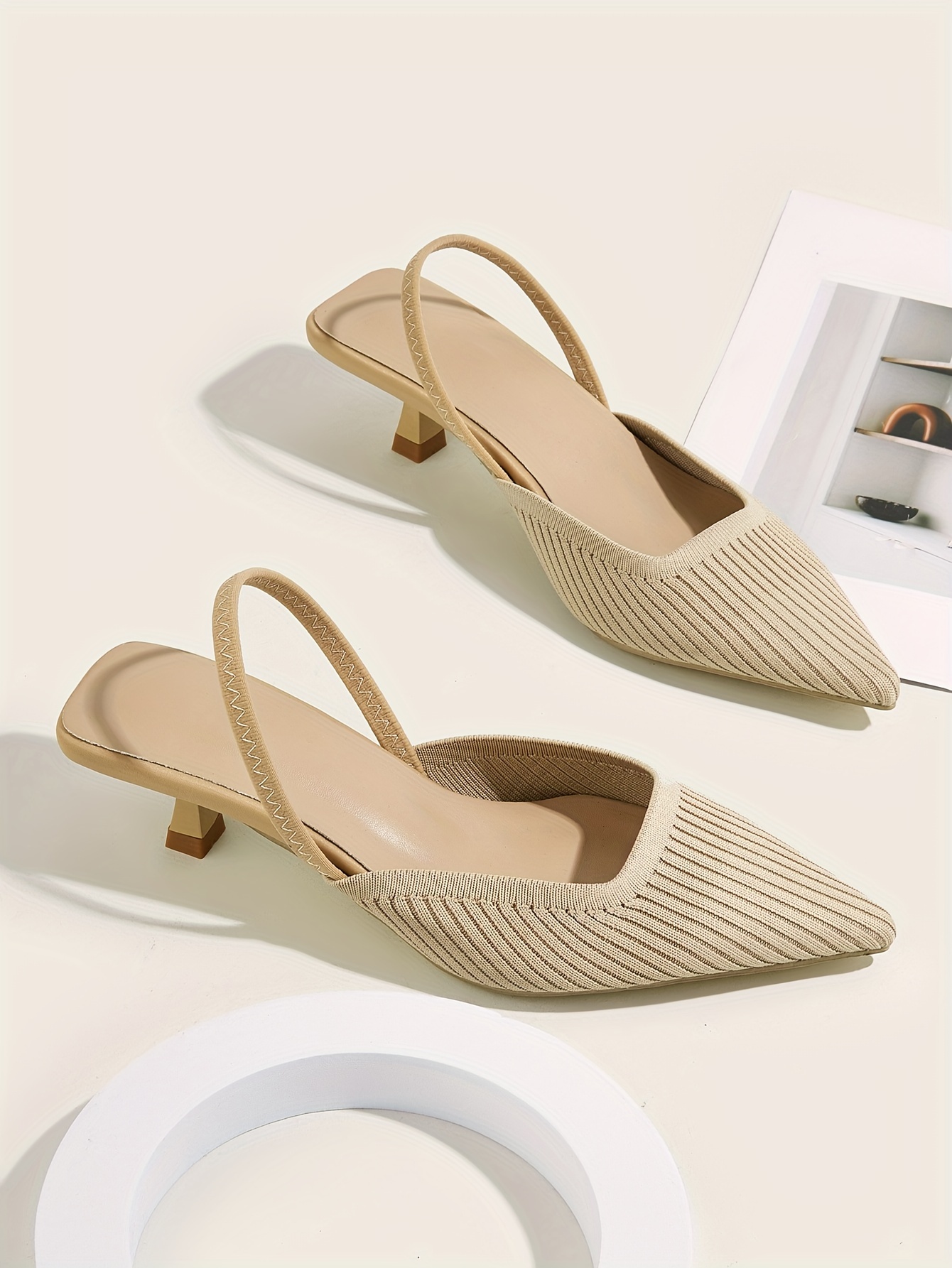 Women's New Style Pointed-Toe Shallow Mouth Sandals, Breathable Fairy-Style Woven Shoes with Kitten Heels, Comfortable Open-Back Flat Shoes for Summer, Women Shoes