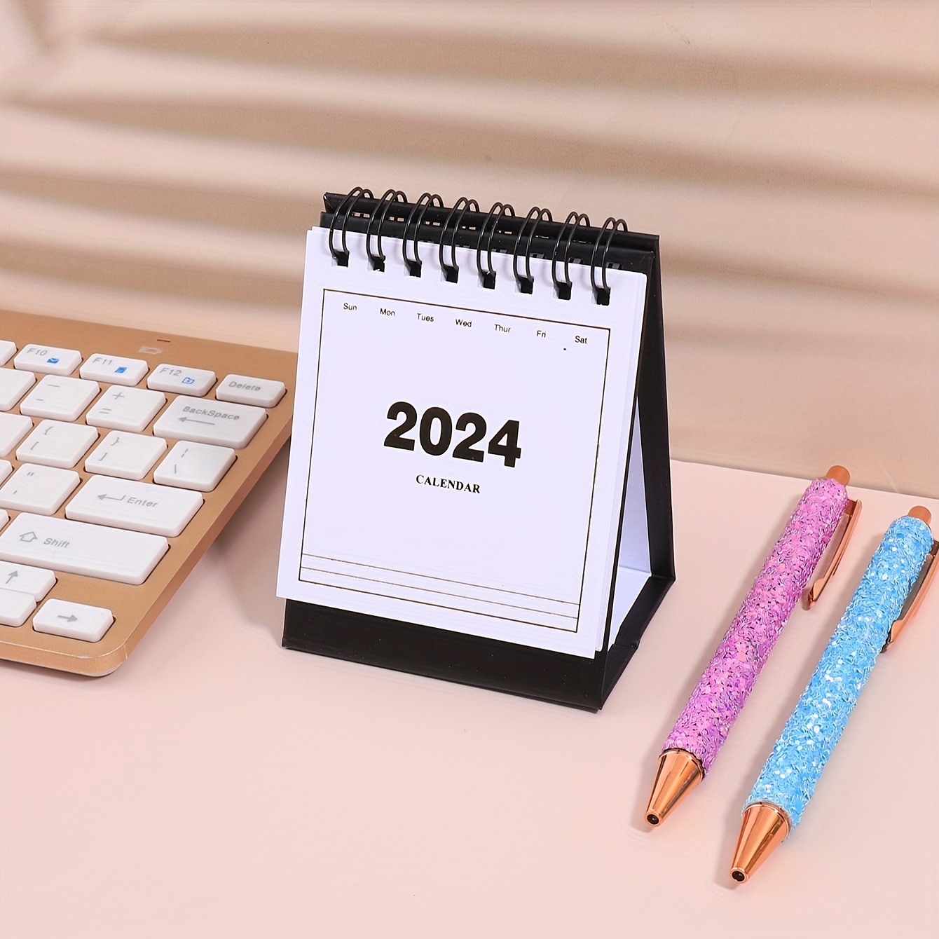 1 Pièce Mini Calendrier De Bureau Pour 2024, Conception Simple, Tampon Pour  Marquer Votre Compte À Rebours Et Planification, Mode en ligne