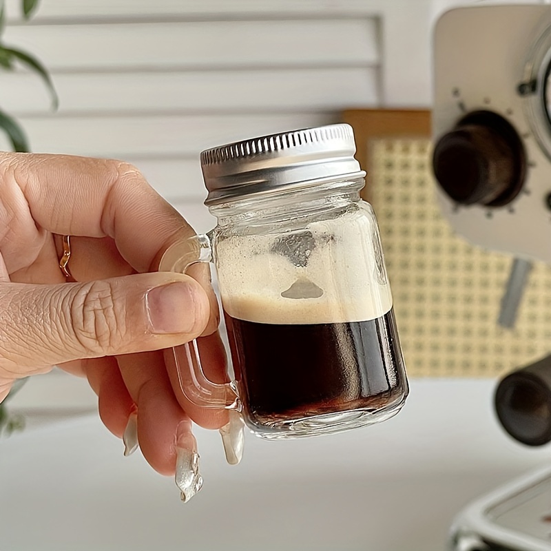 This is a portable bar. what?!  Home bar accessories, Mini bar