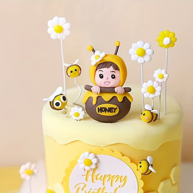 Bumble Bee Birthday Cake Topper – Adriana Ortiz Designs