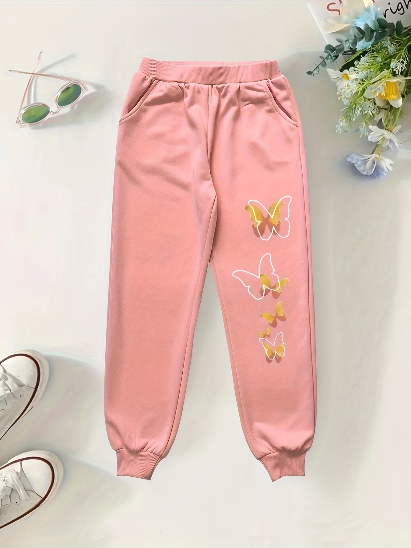 Girl's Street Style Outfit 3pcs, Hoodie & Cami Top & Sweatpants Set,  BUTTERFLY AND FLOWERS Print Kid's Clothes For Spring Fall