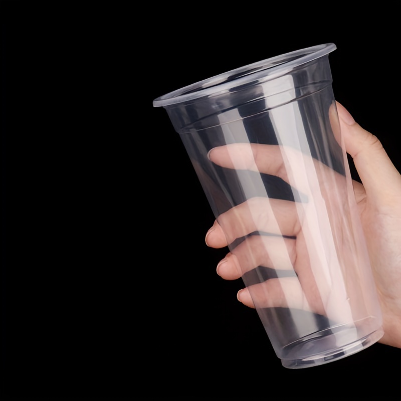 30 Vaso de plástico cuadrado transparente con tapa de rosca en color.  Incluye popote rígido bicolor. CAP. 600 ml. Impresos con tu logo.