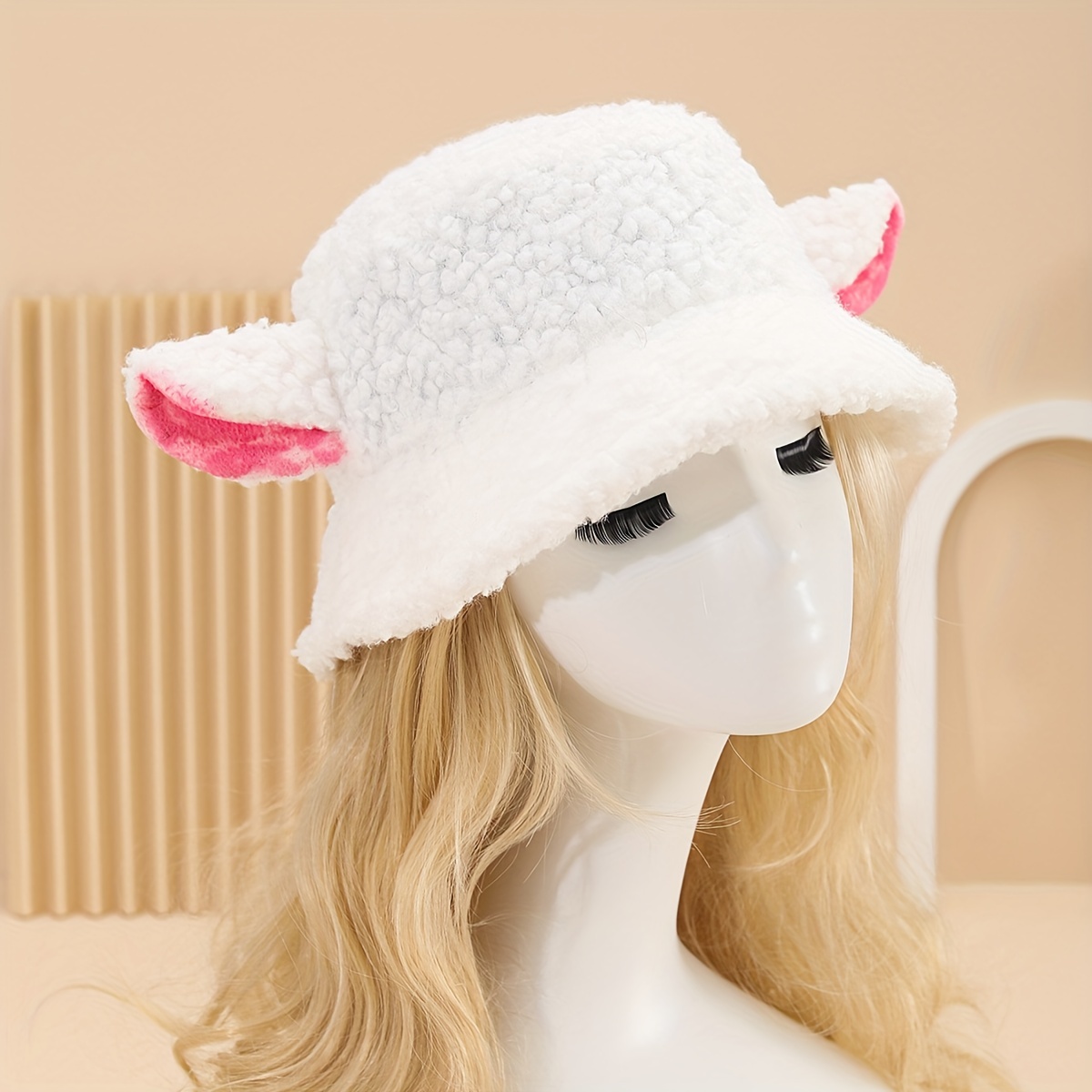 Lady Girls Warm Bomber Caps Plush Baseball Cap Snapback Cap Lamb Wool Hats  Bucket Hat BLACK