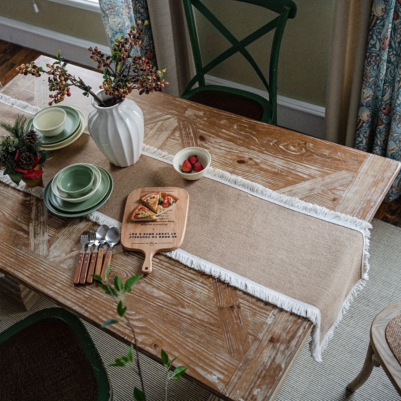  ZZFF Camino de mesa rústico de encaje de arpillera, camino de  mesa de boda de yute natural para fiesta de granja, decoración de mesa de  comedor de Navidad : Hogar y