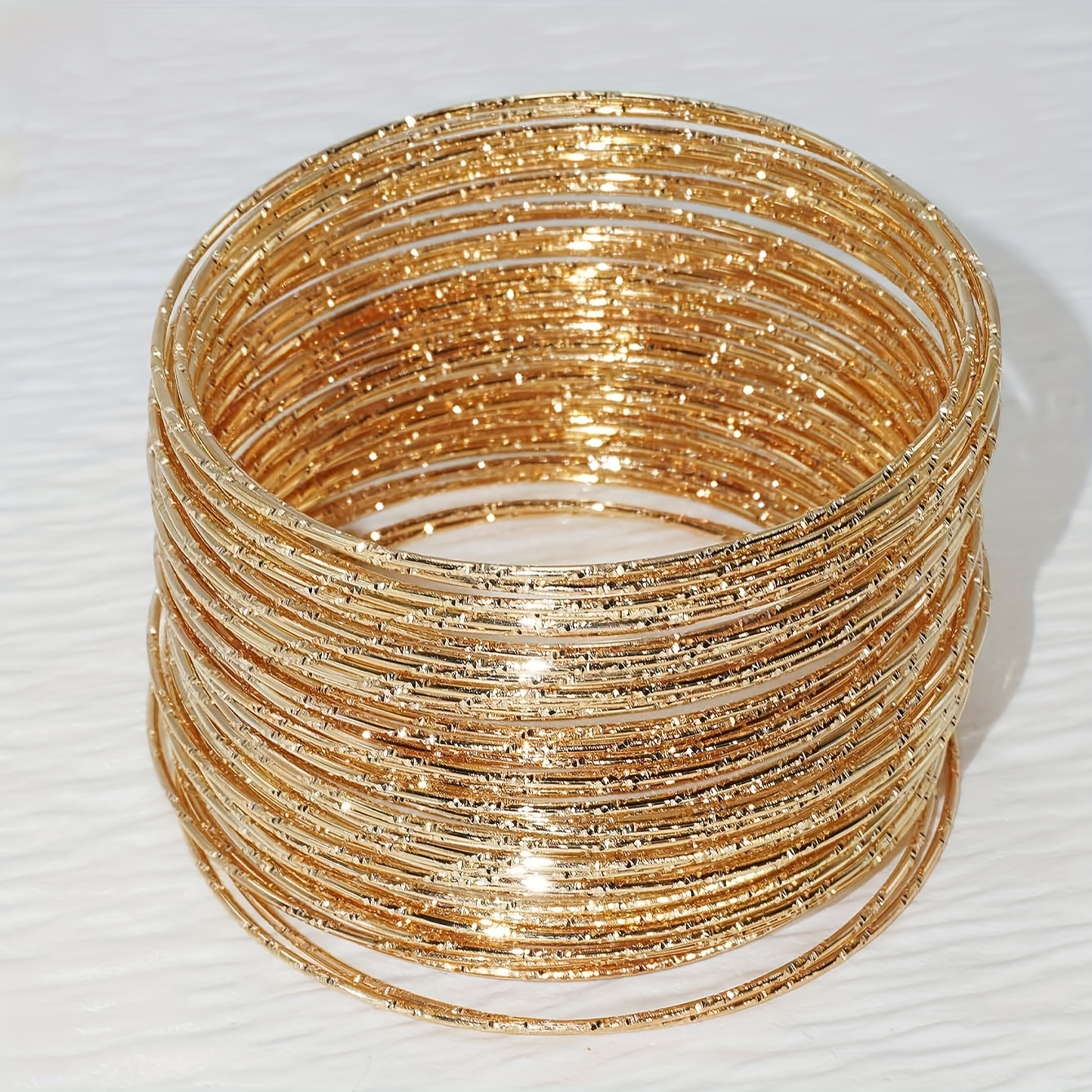 

60pcs/set Golden Color Round Circle Shiny Bangle Urban Fashion Hand Jewelry Decoration Gift For Her