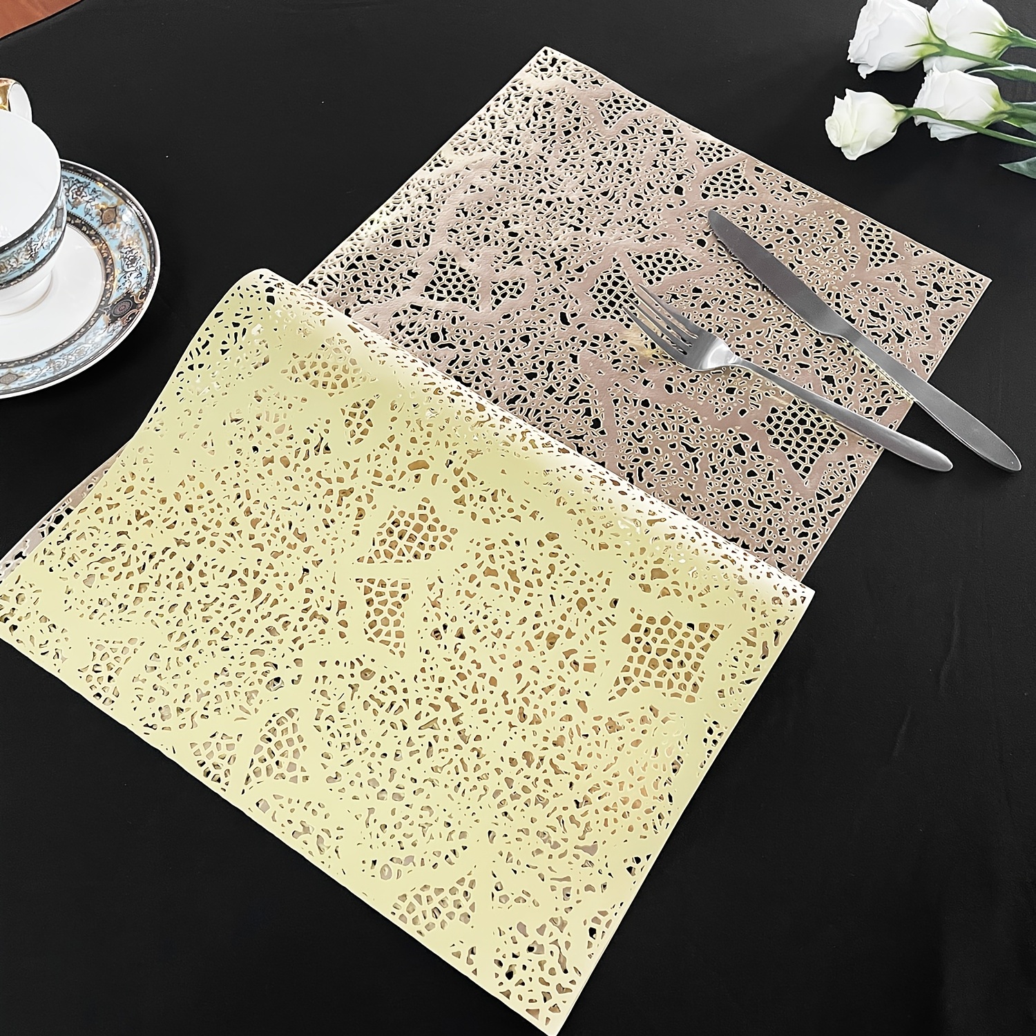 1pc PVC Placemat, Modern Leaf Design Table Mat For Home