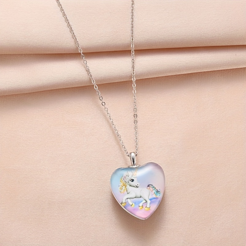 Creative Heart Unicorn Pattern Pendant Necklace, Gift