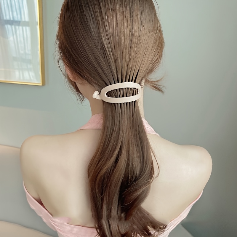 France oval hair clip