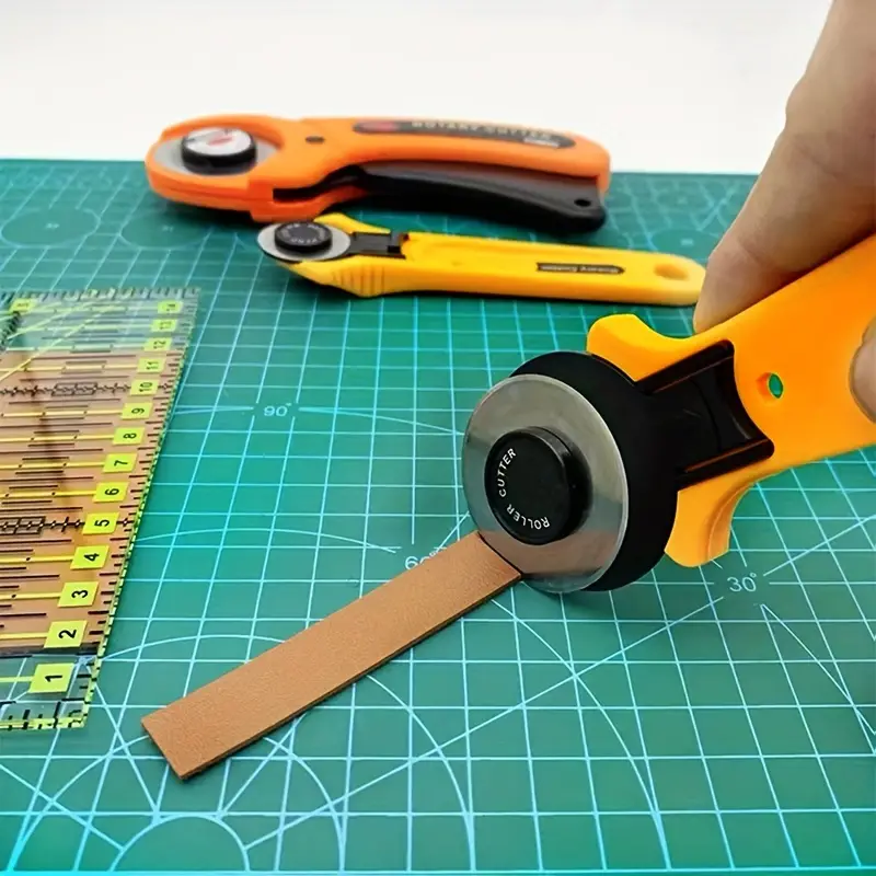 1pc Rotary Cutter For Sewing, Roller Cutter Wheel Ergonomic Cloth Cutting  Sewing Accessories For Leather Fabric Quilting Sew