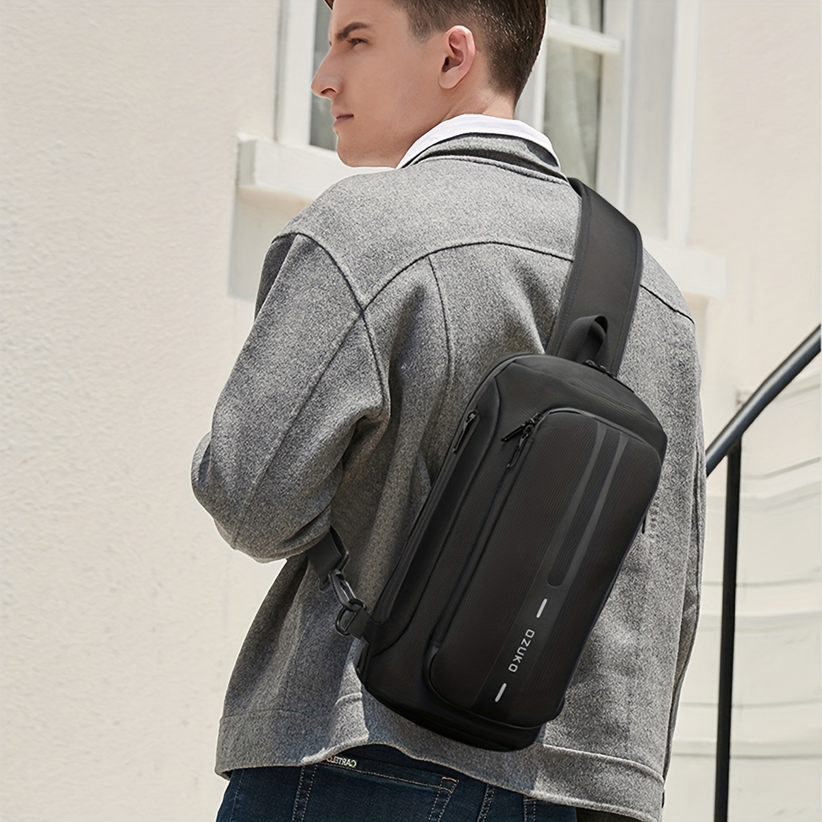 1kom OZUKO muška protuprovalna torba za nošenje preko ramena s USB priključkom za punjenje Vodootporni ruksak protiv ogrebotina Torba za prsa velikog kapaciteta
