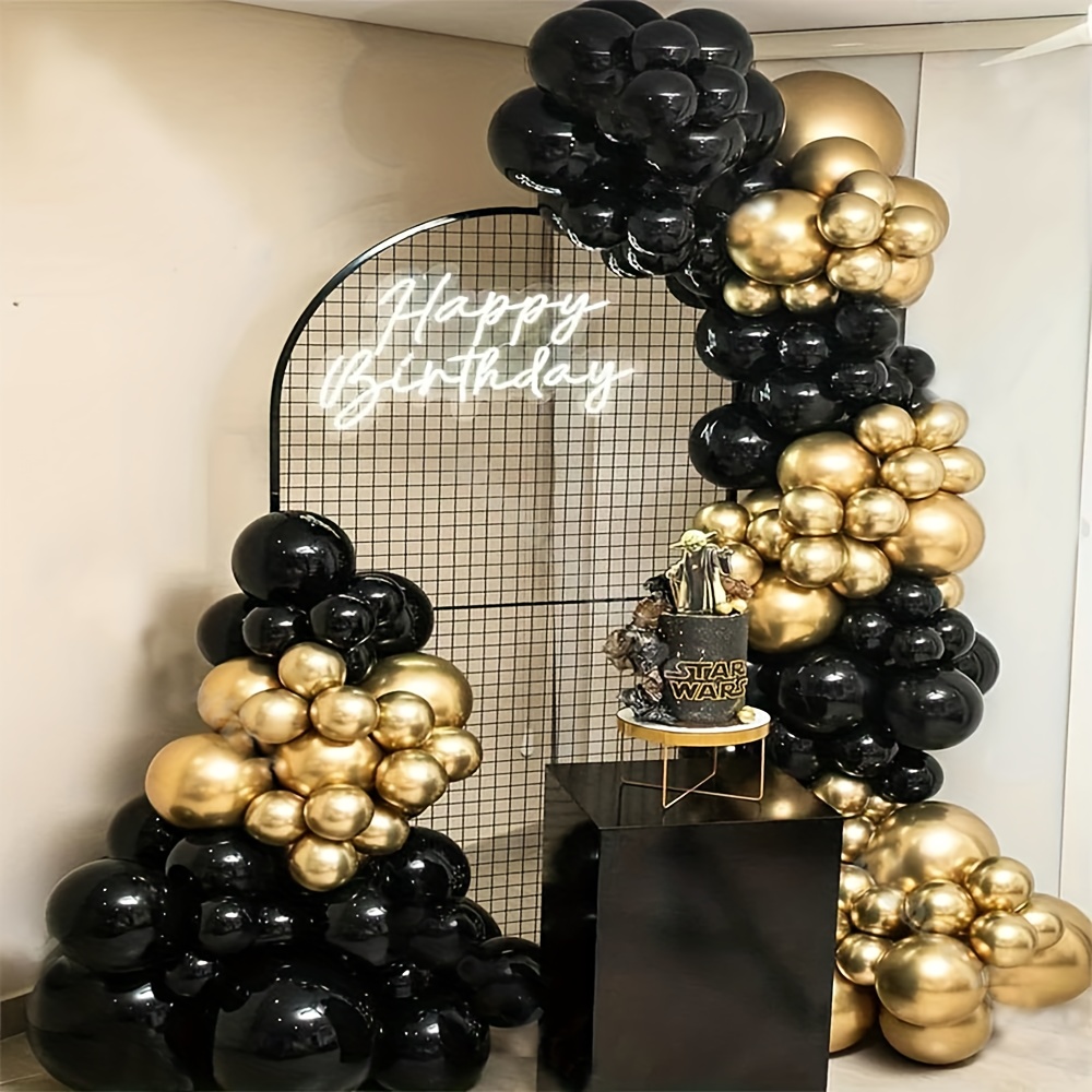globos negros, Articulos para una fiesta de cumpleaños de M…