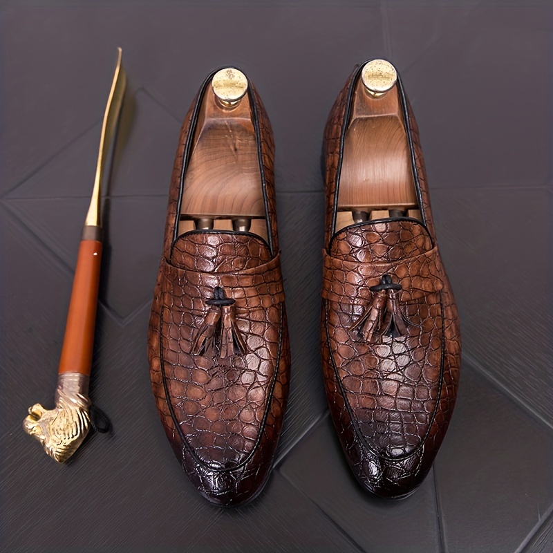 Men's Scale Print Tassel Slip On Dress Shoes