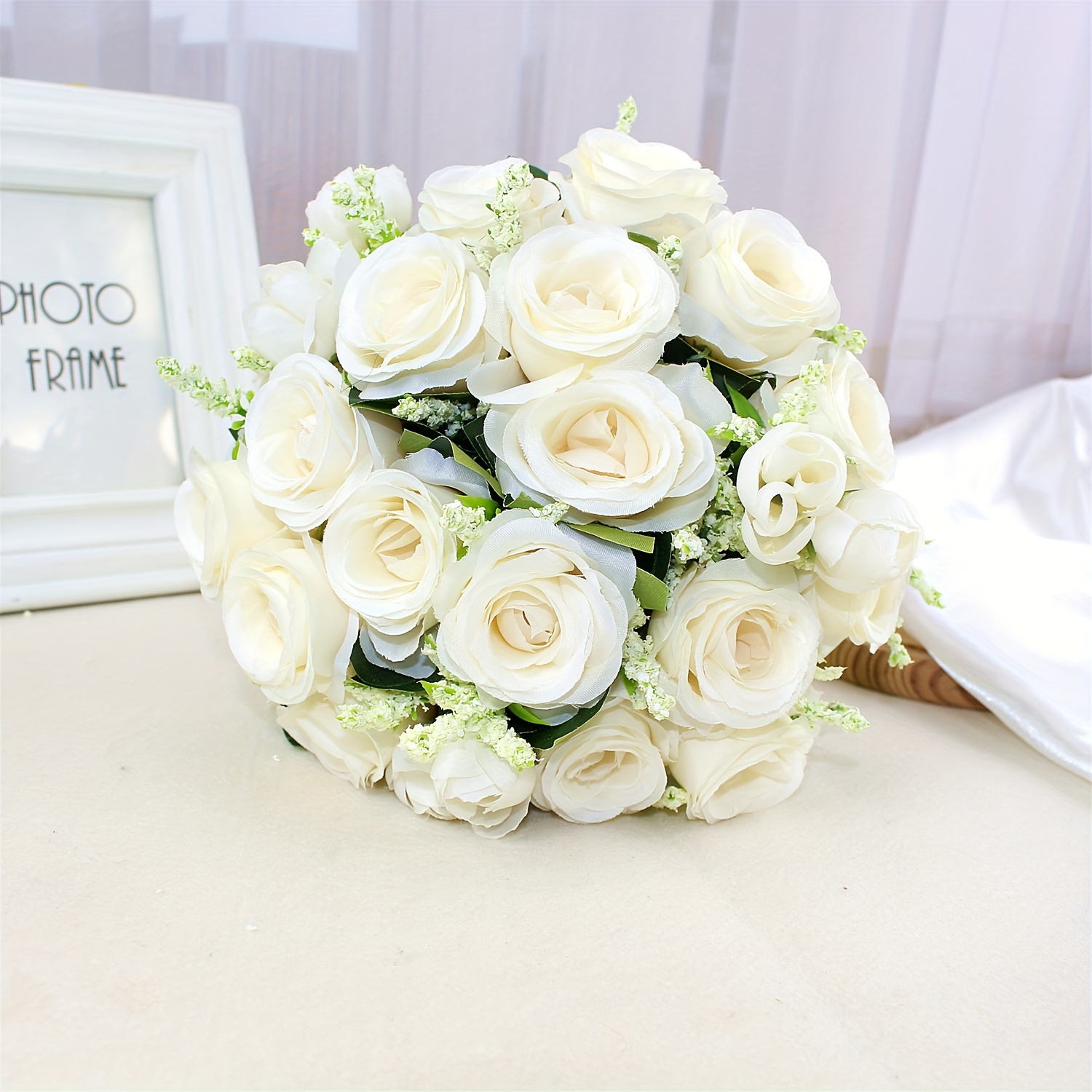 Miumaeov Artificial Wedding Bouquet, Bride Bridesmaid Bouquet Silk Flowers  with Diamonds Pearl for Home Office Parties Decoration Wedding Ceremony