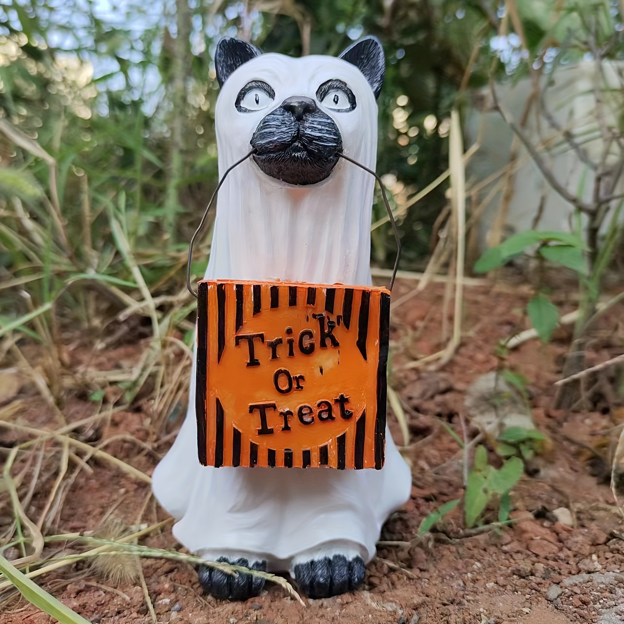 Image of A Decorative Bowl For Candy Shaped Like A Pumpkin Dog, Perfect For Halloween, To Gifts At The Entrance Or On , Made Of Resin.