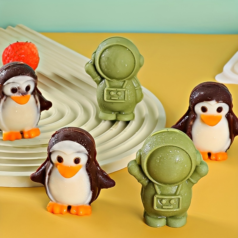 1pc Penguin Design Ice Cream Mold, Cute Green Silicone Ice Cube Mold For DIY