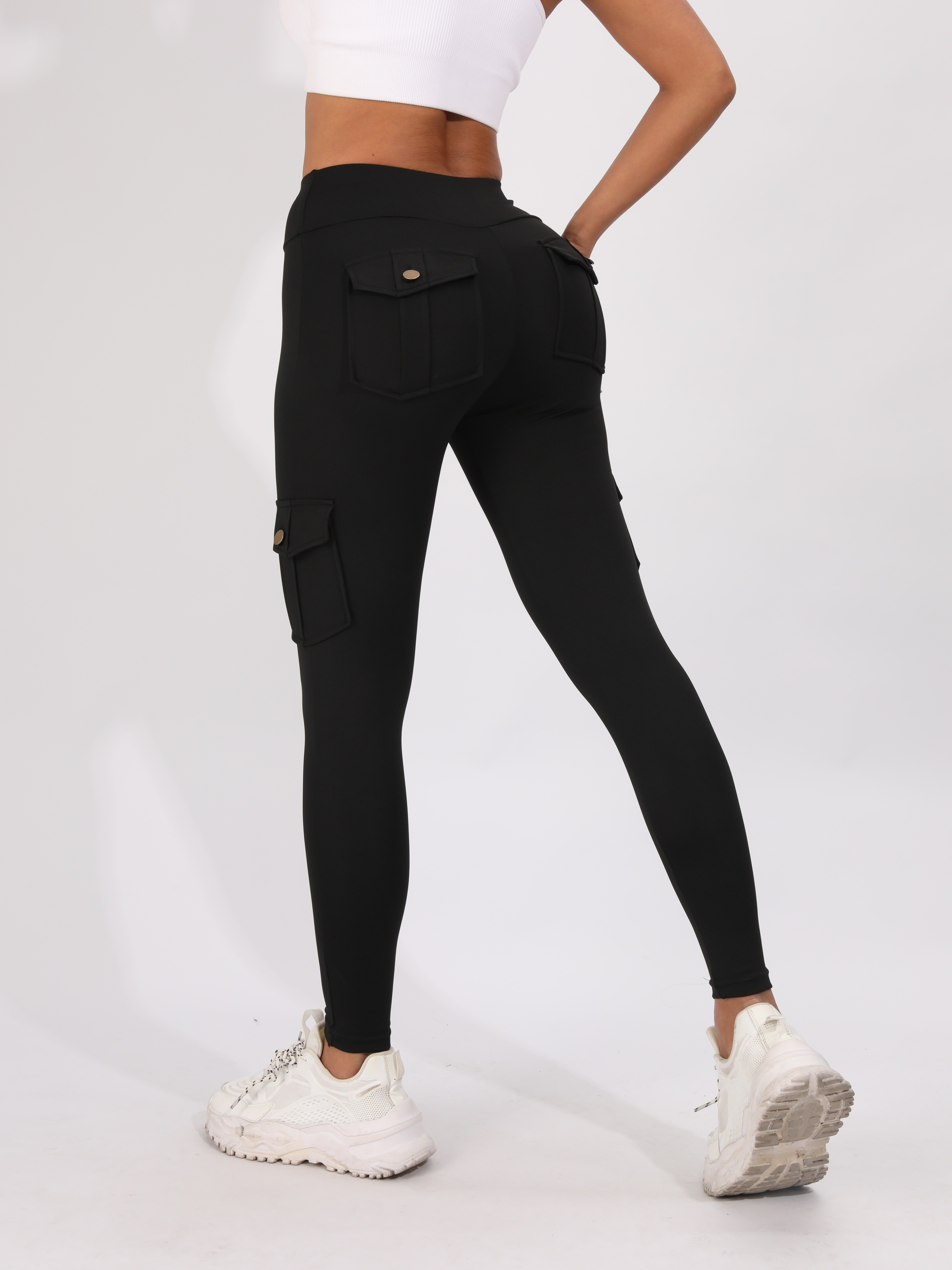 Women's Cargo Yoga Leggings with 4 Pockets High Waisted Tummy Control  Stretch Workout Pants Gym Tights, Black, Small : : Clothing, Shoes  & Accessories