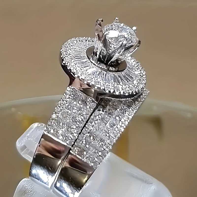 Trendy hot sale diamond rings