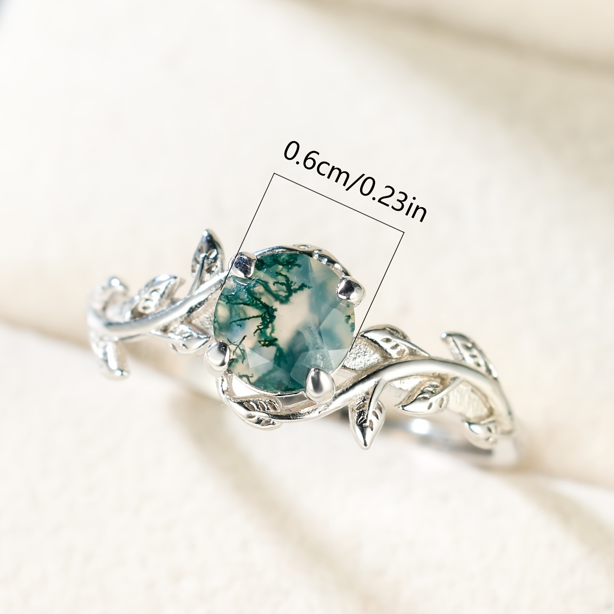 Pure Silvery S925 Retro Round Agate Edge Leaf Ring