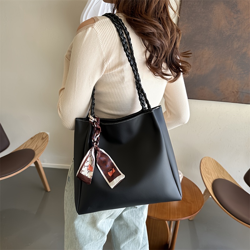 Fashionable Solid Color Large Capacity Tote Bag With Single Shoulder Strap