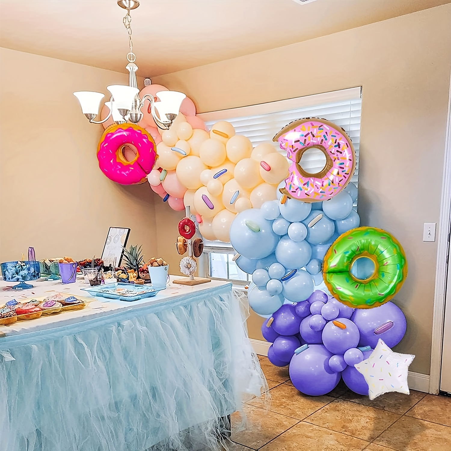  Donut 1st Birthday Party Decorations for Girls - Macaron  Balloon Garland Arch Kit with Happy Birthday Backdrop, Donut Foil Balloon,  Sweet One Donut Birthday Party Decorations : Home & Kitchen