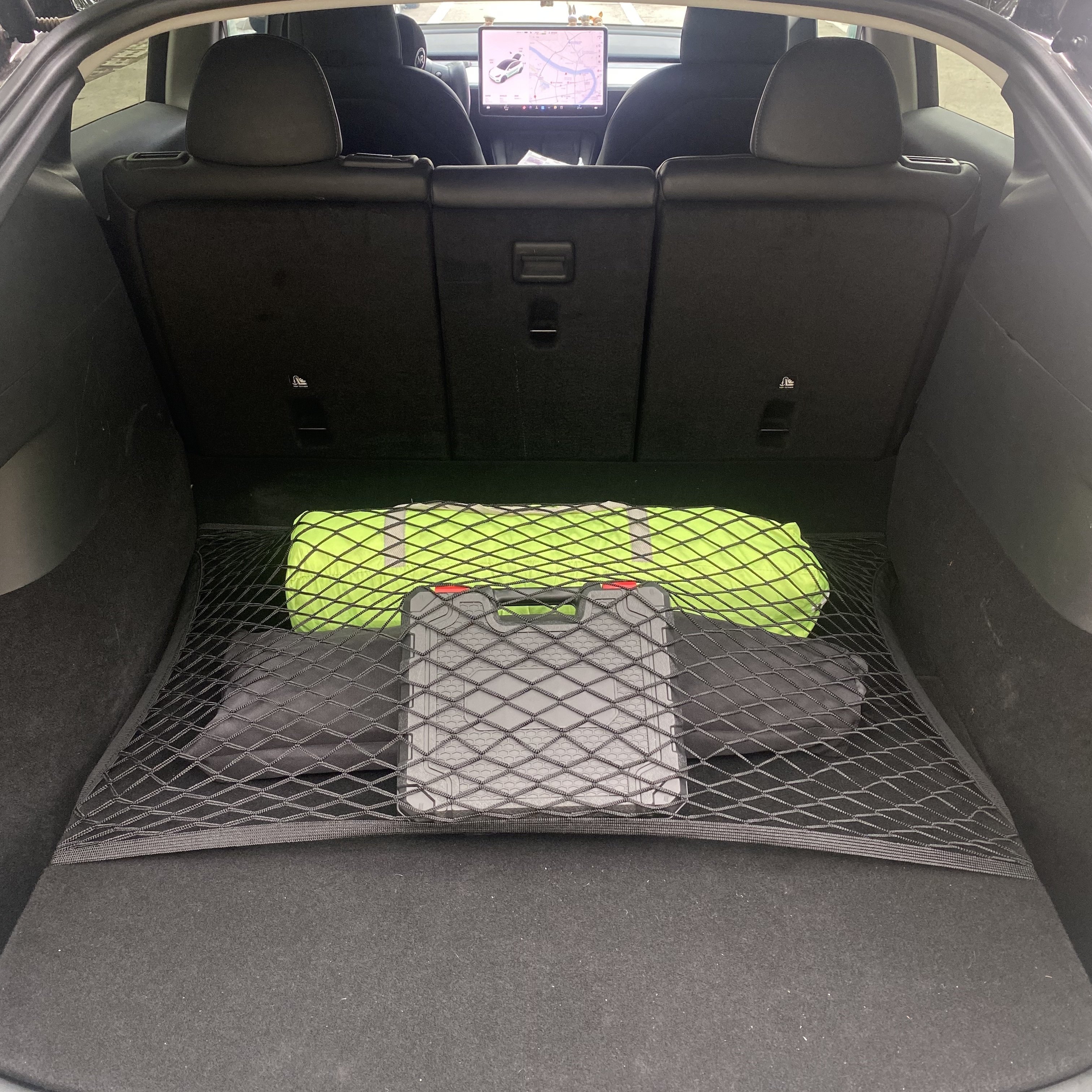 BASENOR Tesla Model Y Boîte de rangement sous siège étanche avec plateau  caché et couvercle pour accessoires de rangement 2020, 2021, 2022, 2023,  2024