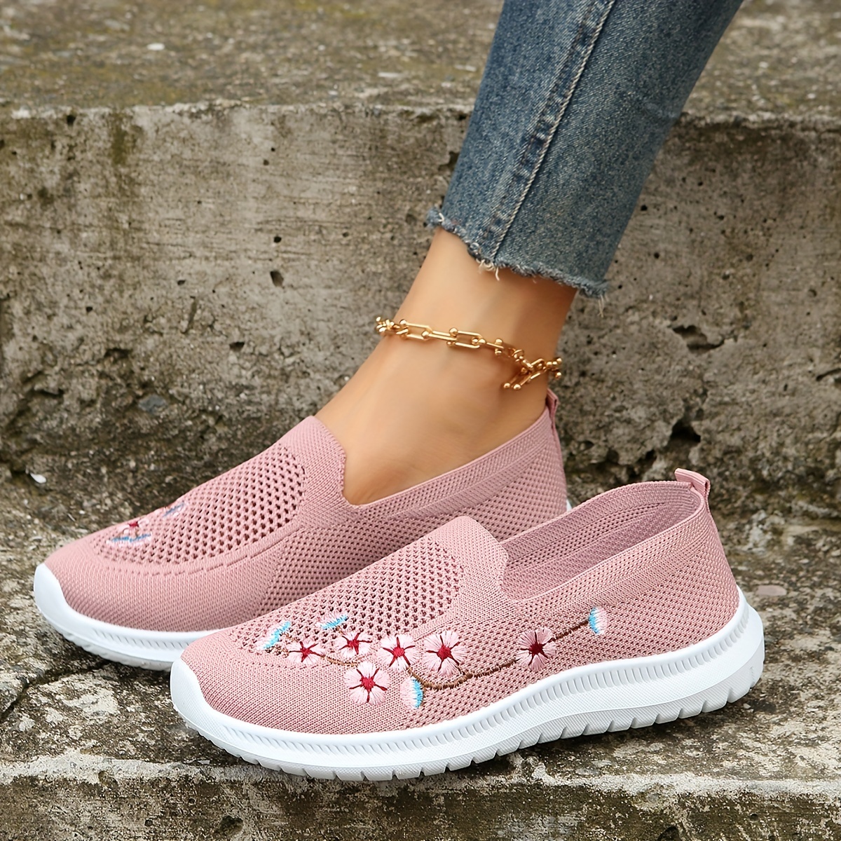Women's Mesh Slip On Sneakers Floral Embroidered Lightweight Shoes