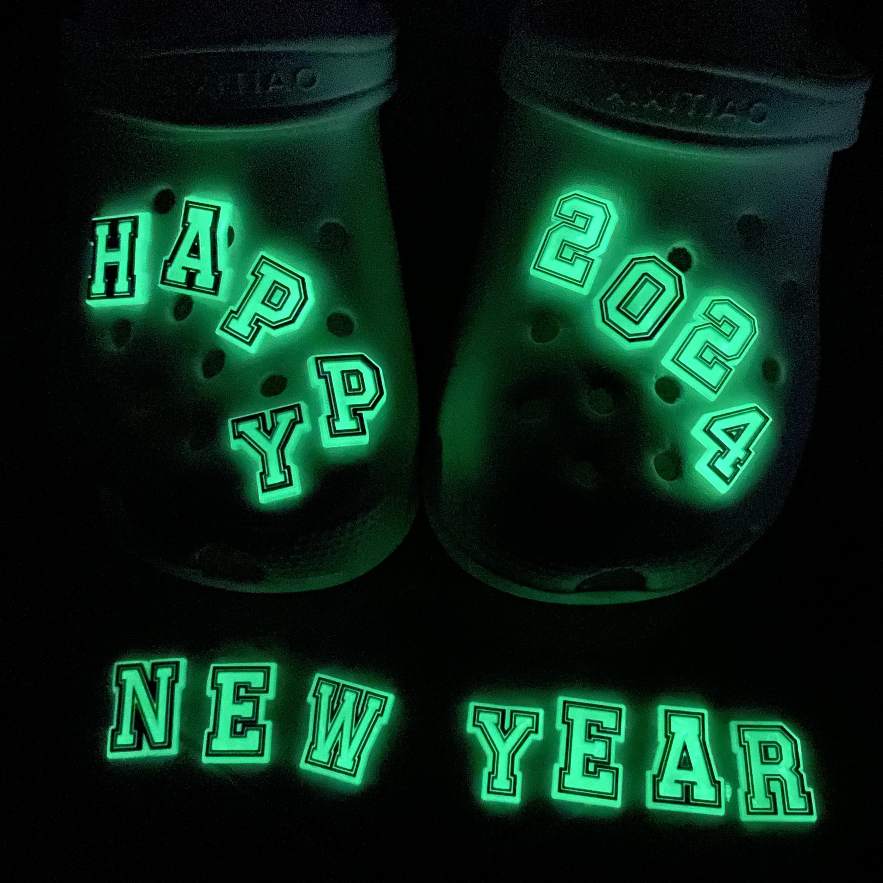 37pcs Glowing Letters Shoe Charms for Croc Shoe Luminous Numbers Shoe  Accessories Fluorescent Croc Decorations In The Dark