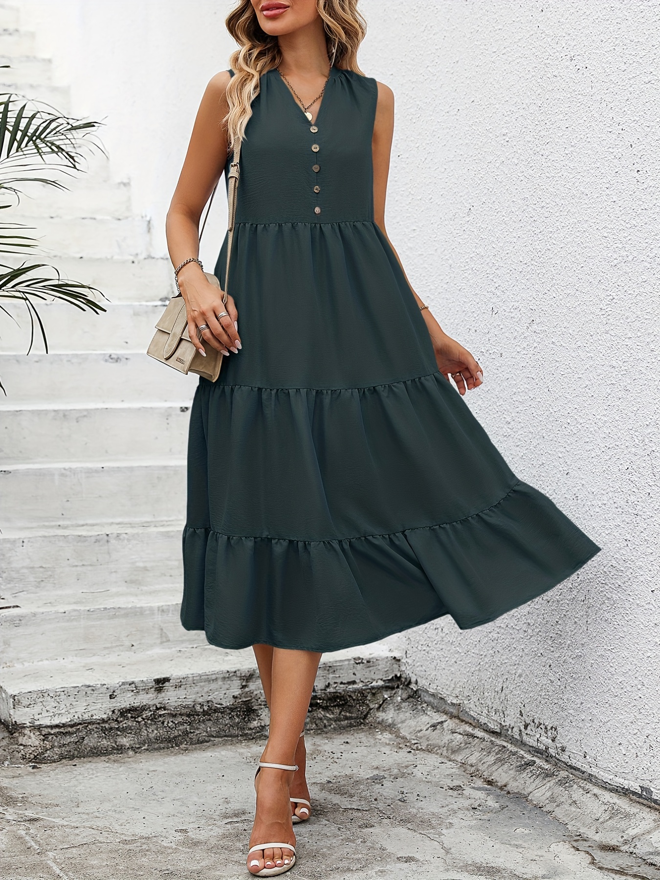 Women's Sleeveless Tiered Maxi Dress