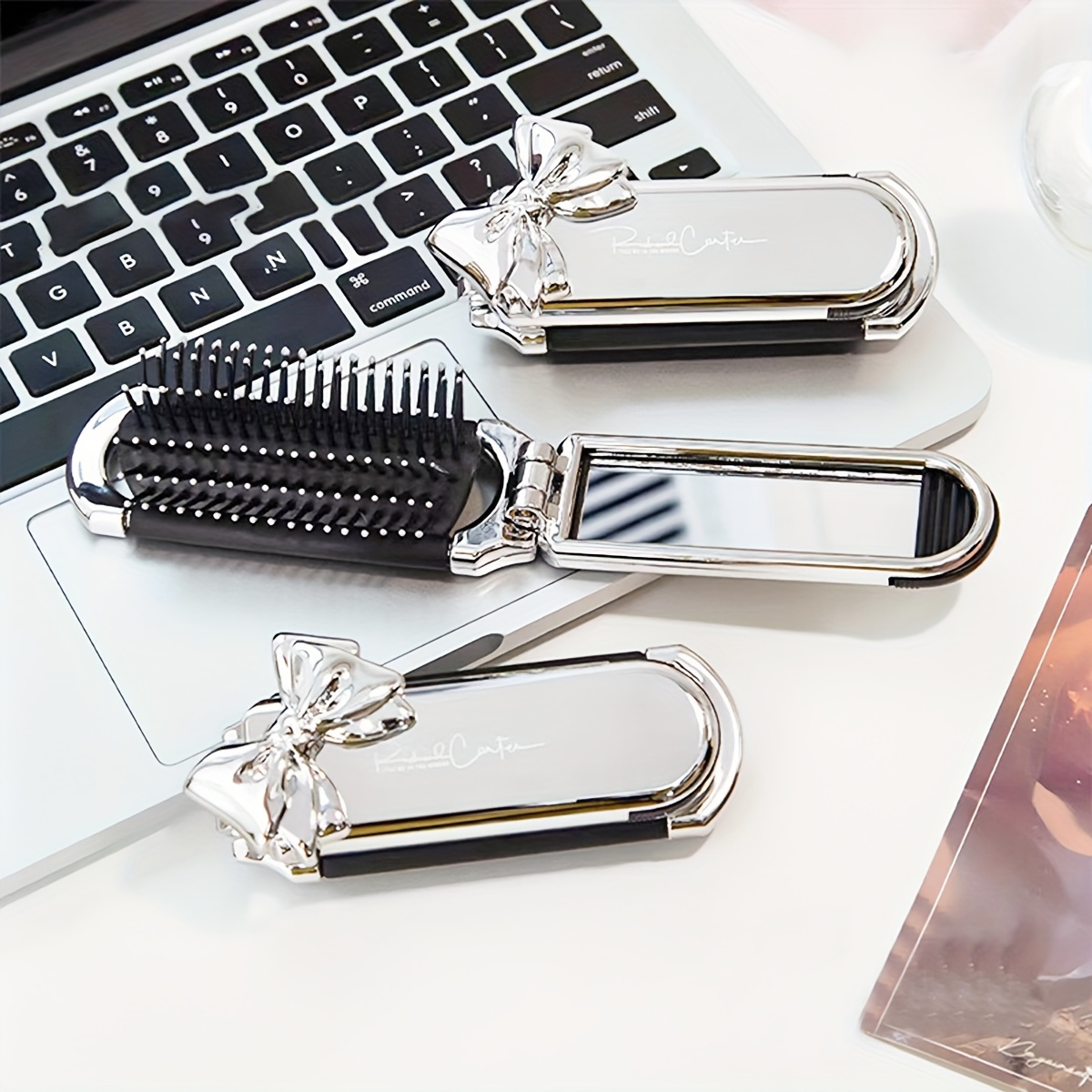 

1pcs Folding Hairdressing Comb With Makeup Mirror, Portable Air Cushion Comb, Suitable For Daily Outgoing Travel Use