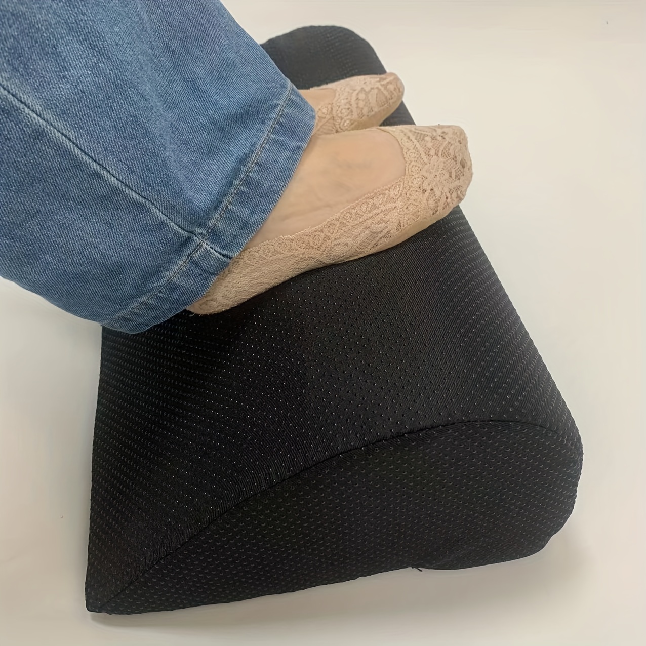 2 Adjustable Heights Foot Rest for Under Desk, Soft Memory Foam Foot  Cushion Ergonomic for Office, Work, Car, Gaming, Computer - AliExpress