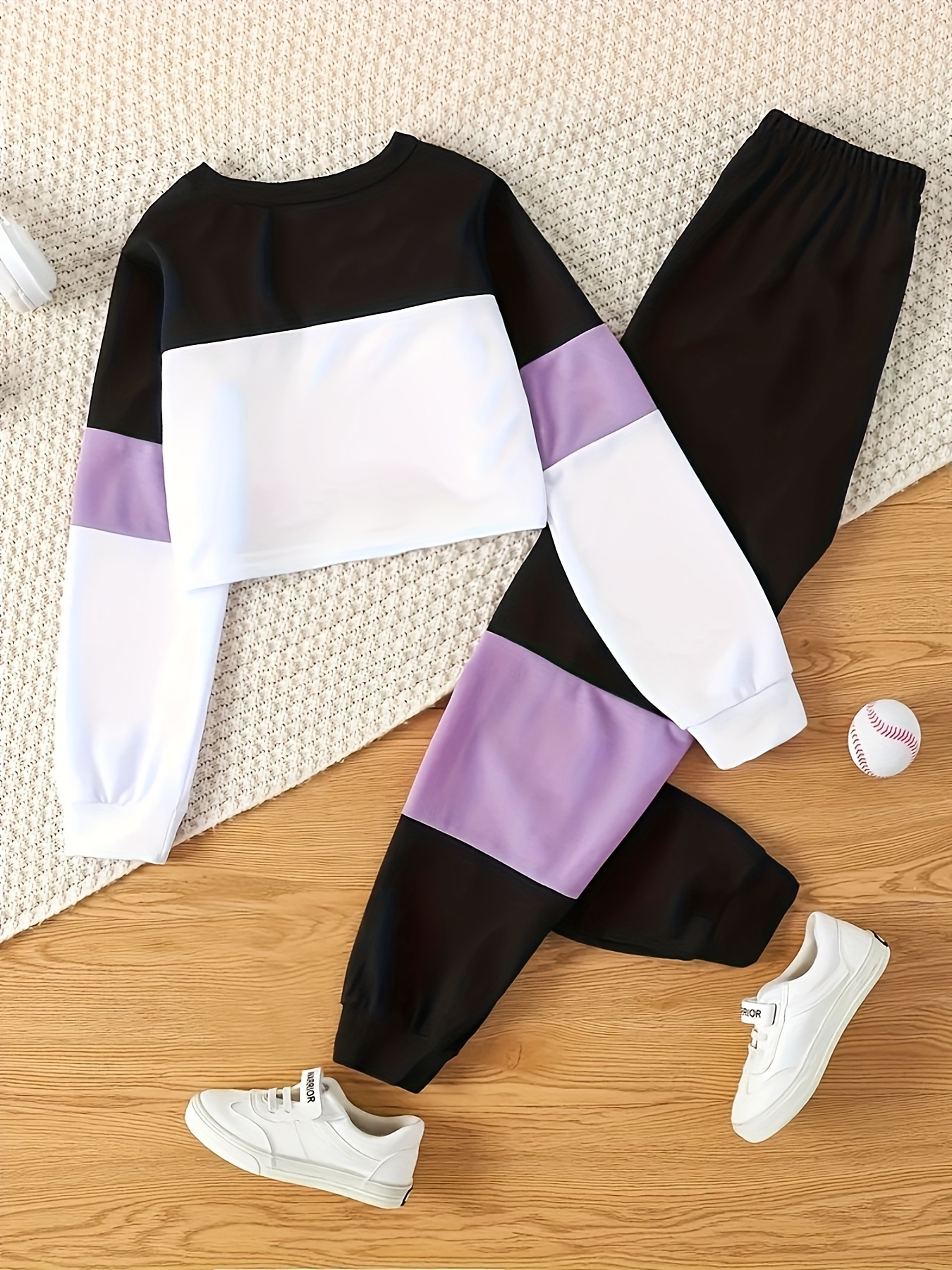 SHEIN Solid Hoodie & Letter Print Sweatpants Set  Stylish outfits, Fashion  outfits, Trendy outfits