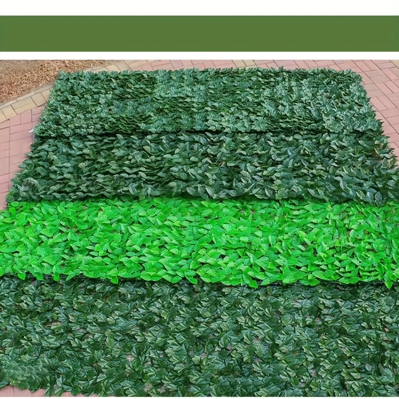 2.69 Square Feet Plastic Artificial Green Leaves Garden Wall Mat
