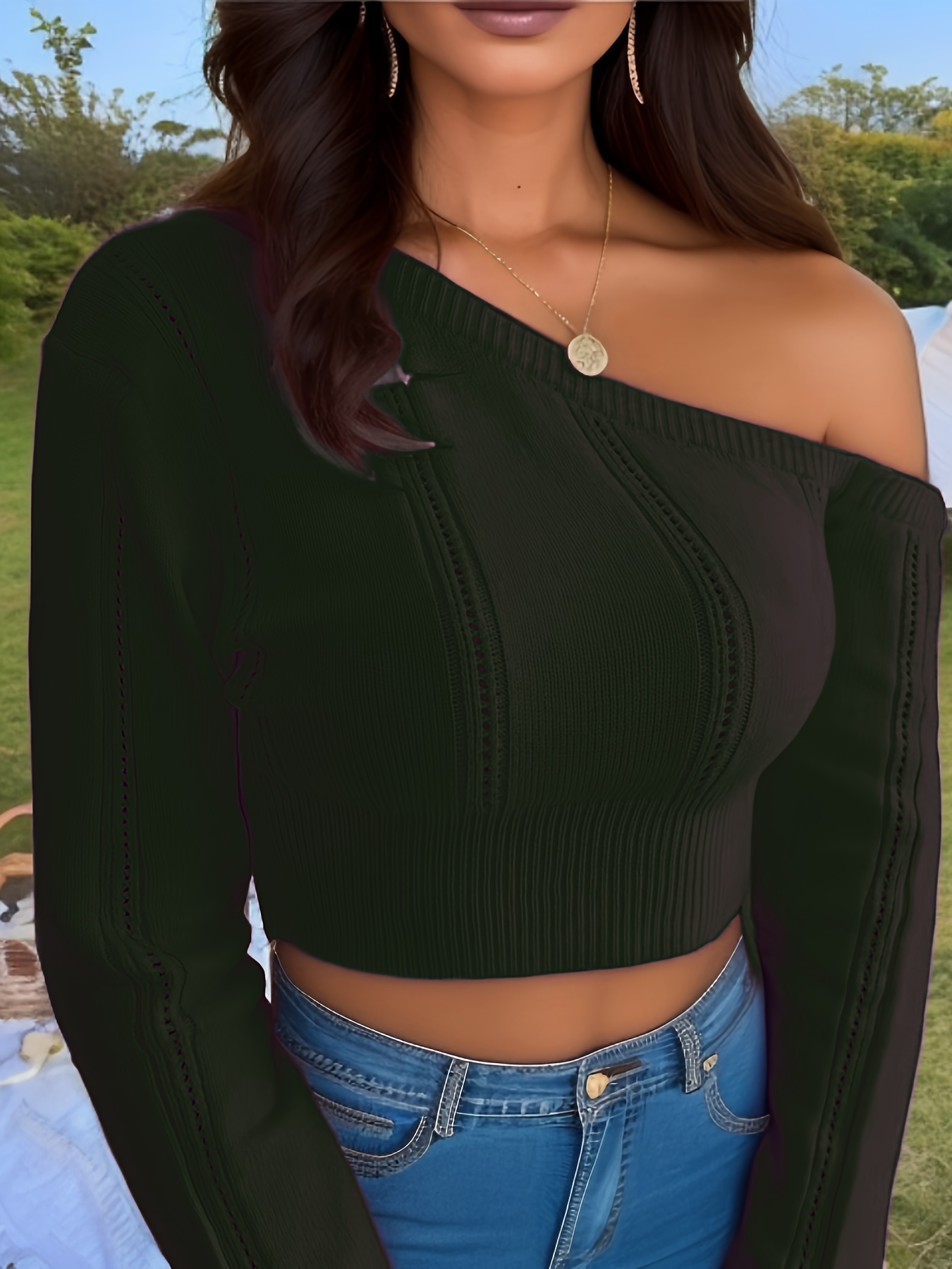 black one shoulder long sleeve crop top