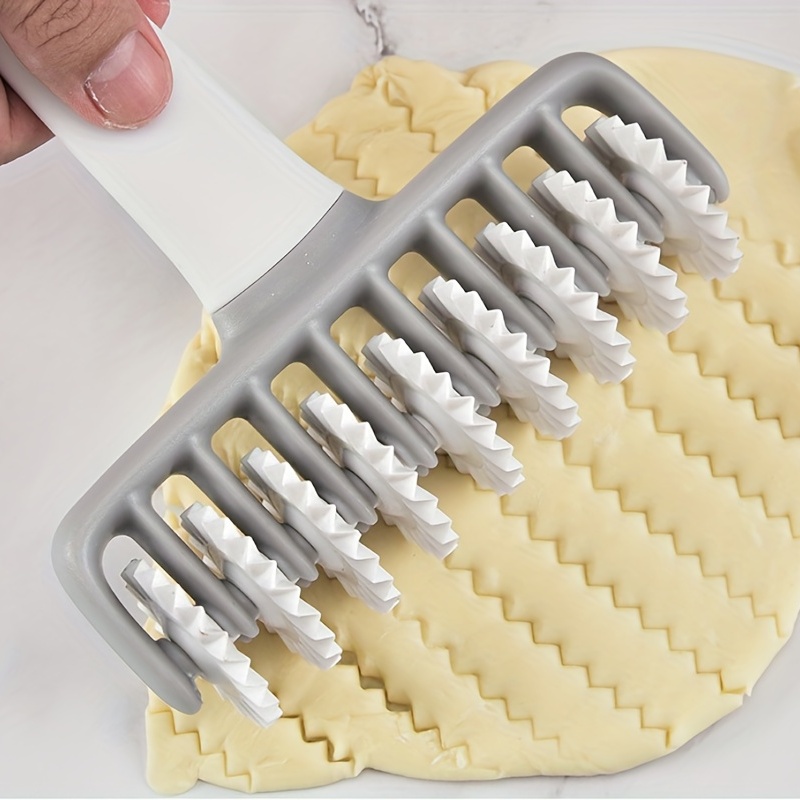 Plastic Kitchen Accessories, Plastic Pasta Tools Cutter