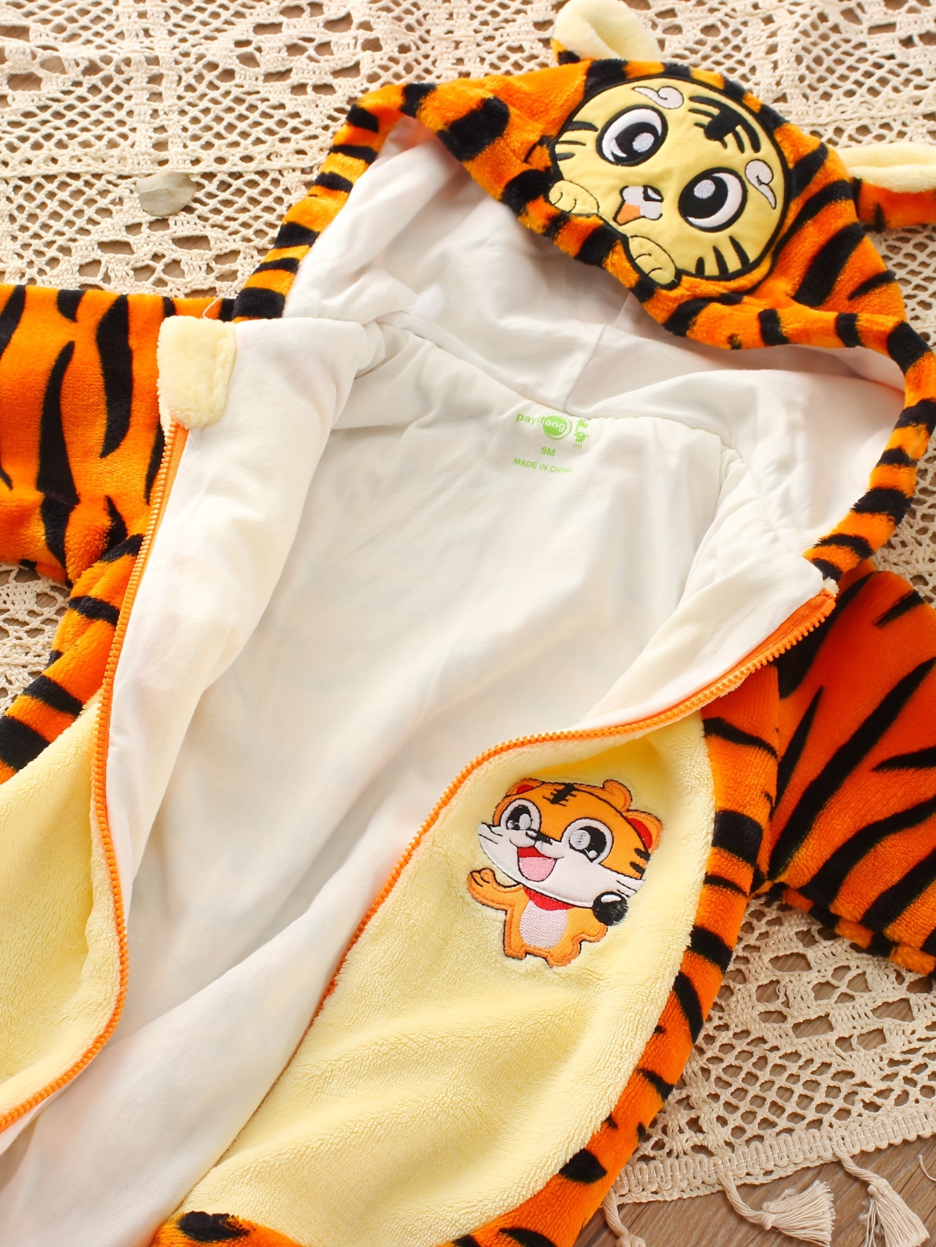 Autumn And Winter New Tiger Style Furry Footed Hooded Onesie, Cute Thick  Party Cosplay Clothes