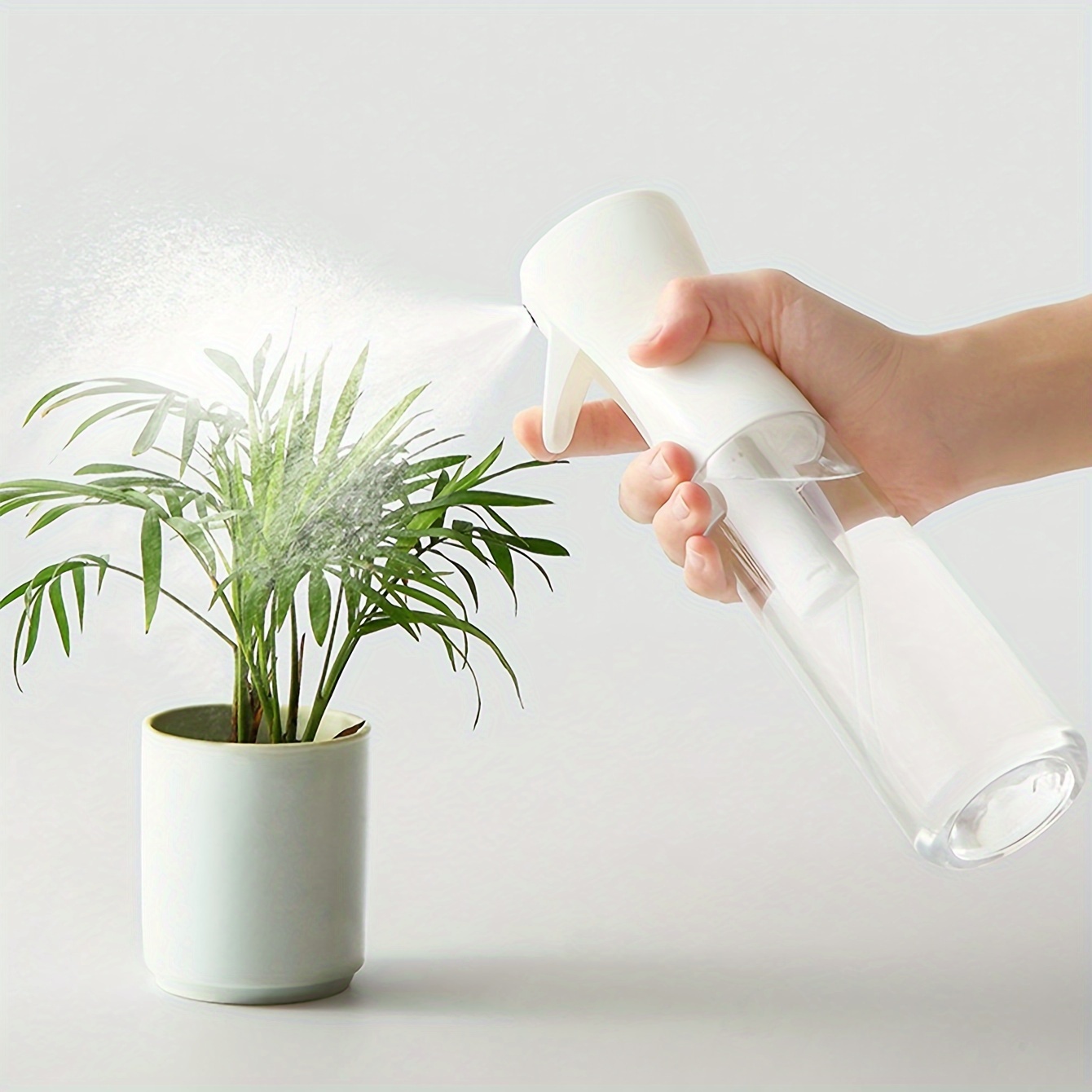 Flacon Pulvérisateur de Brume Portable, Arrosoir Spray à Haute Pression  pour Maison Jardin Ménage Salon de Coiffure, Capacité