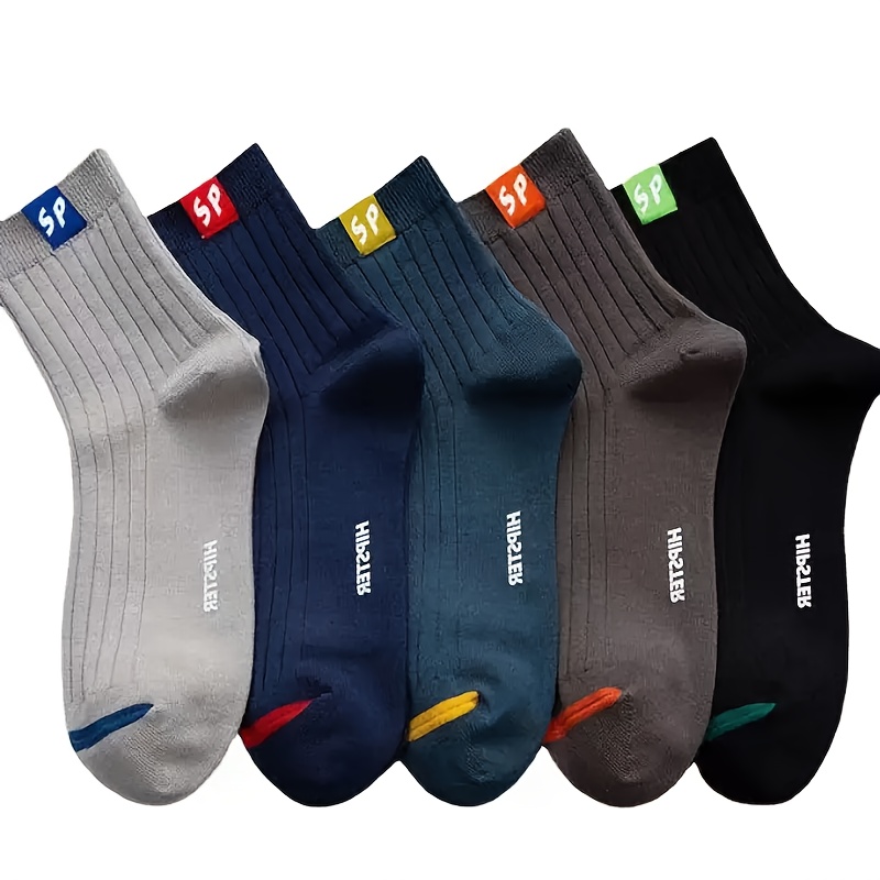 

5 Pairs Of Men's Solid Sport Knitted Crew Socks, Breathable Sweat-absorbing Comfy Soft Casual Simple Style Socks All Seasons Wearing