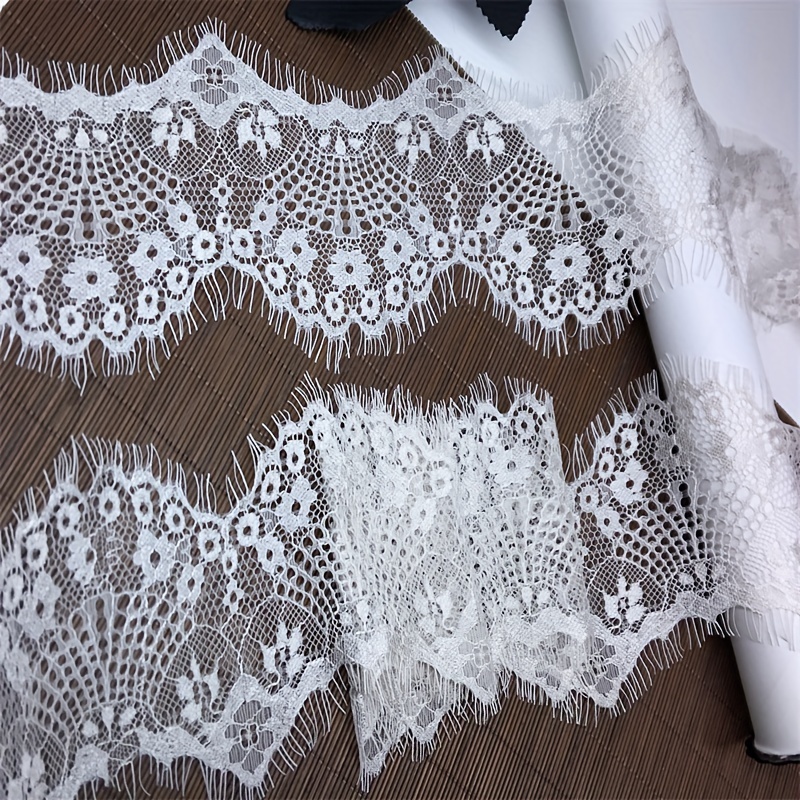 Simplicity Trim, White 1 1/4 inch Embroidered Lace Mesh with Scallop Edge  Trim Great for Apparel, Home Decorating, and Crafts, 1 Yard, 1 Each 