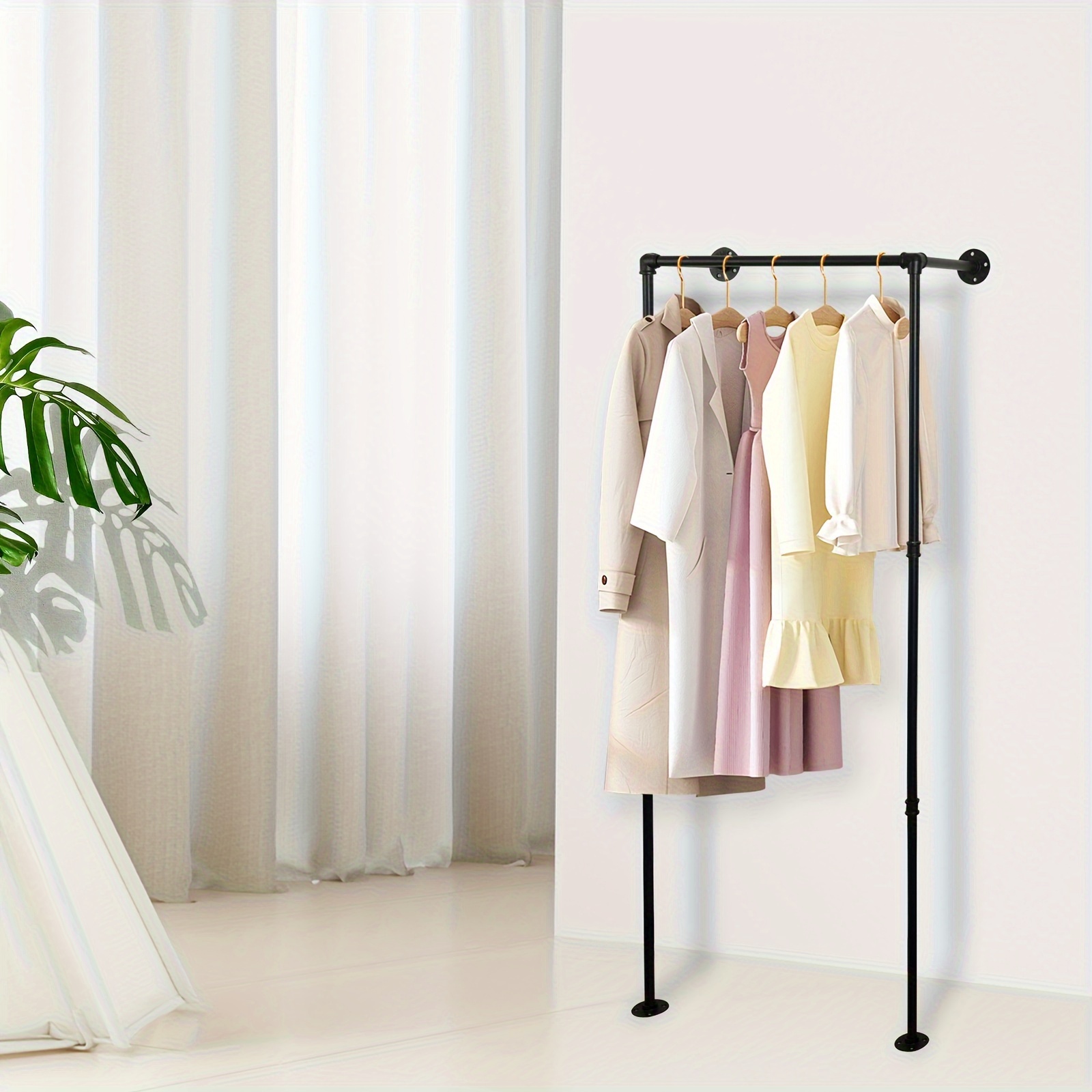 Metal Garment Rack Home Storage Rack Hanging Clothing Bar with