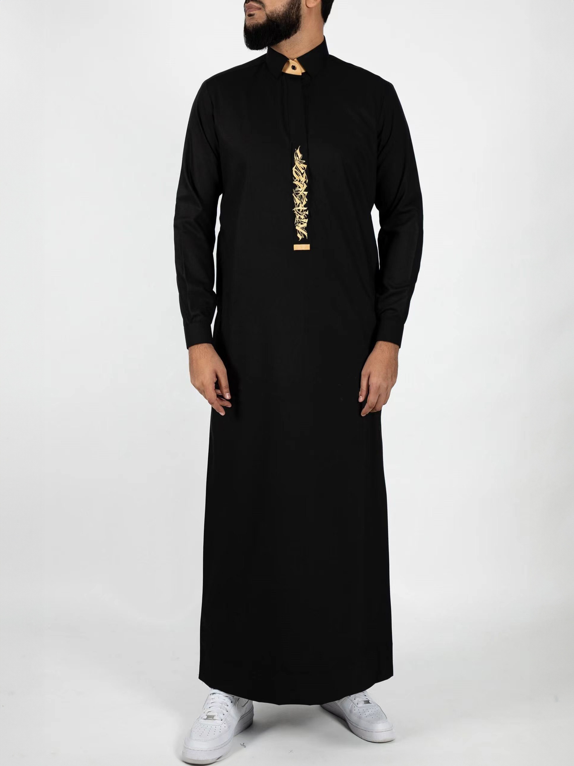 Chilaba djellaba árabe marroquí musulmán Thobe Abaya para Hombre Cuello  Alto Tacto Suave y Agradable Talla M corresponde a la Talla 54 Medidas  aproximadas: Ancho 55-60 cm Largo 135-137 cm (M) : : Moda